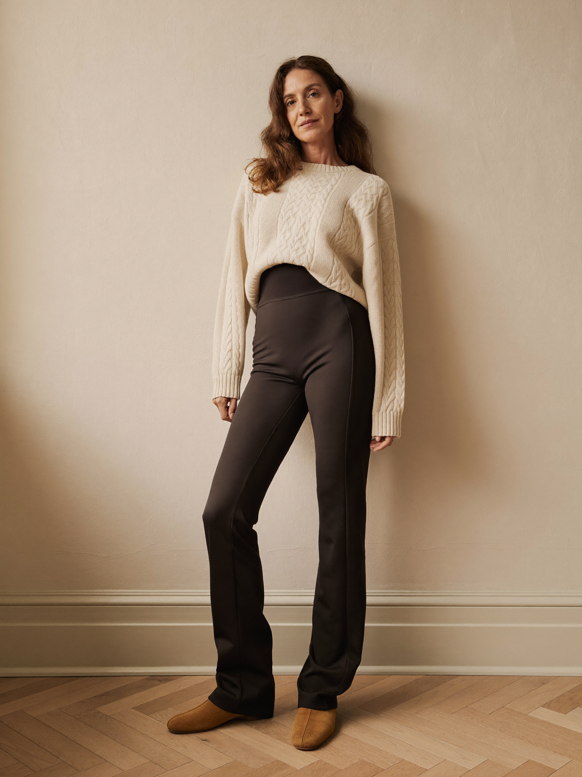Leggings Vera en negro con jersey de punto crudo